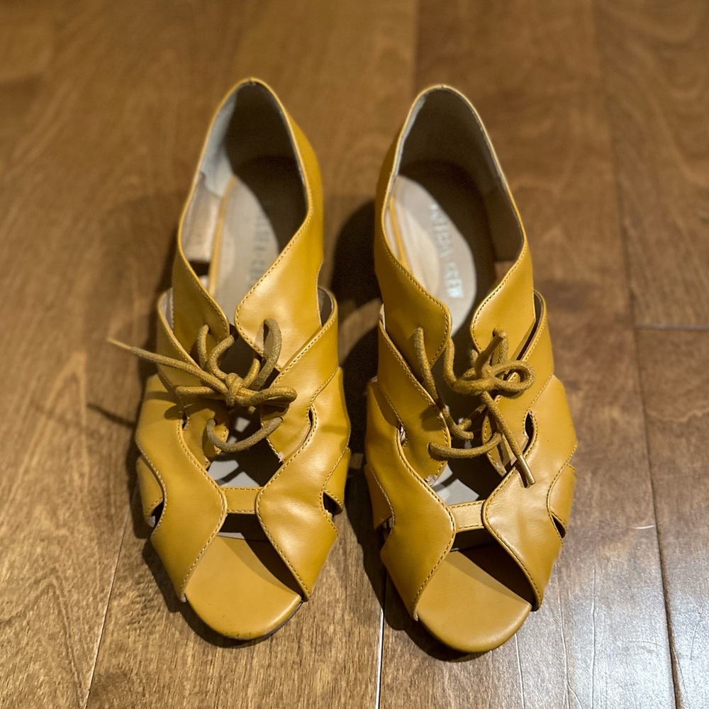 ModCloth tie front sandals